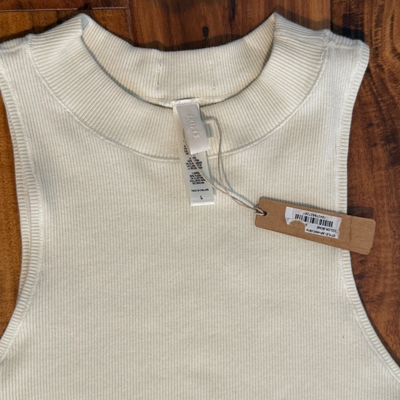 SKIMS cotton rib mock neck tank in BONE size Large - Picture 2 of 7